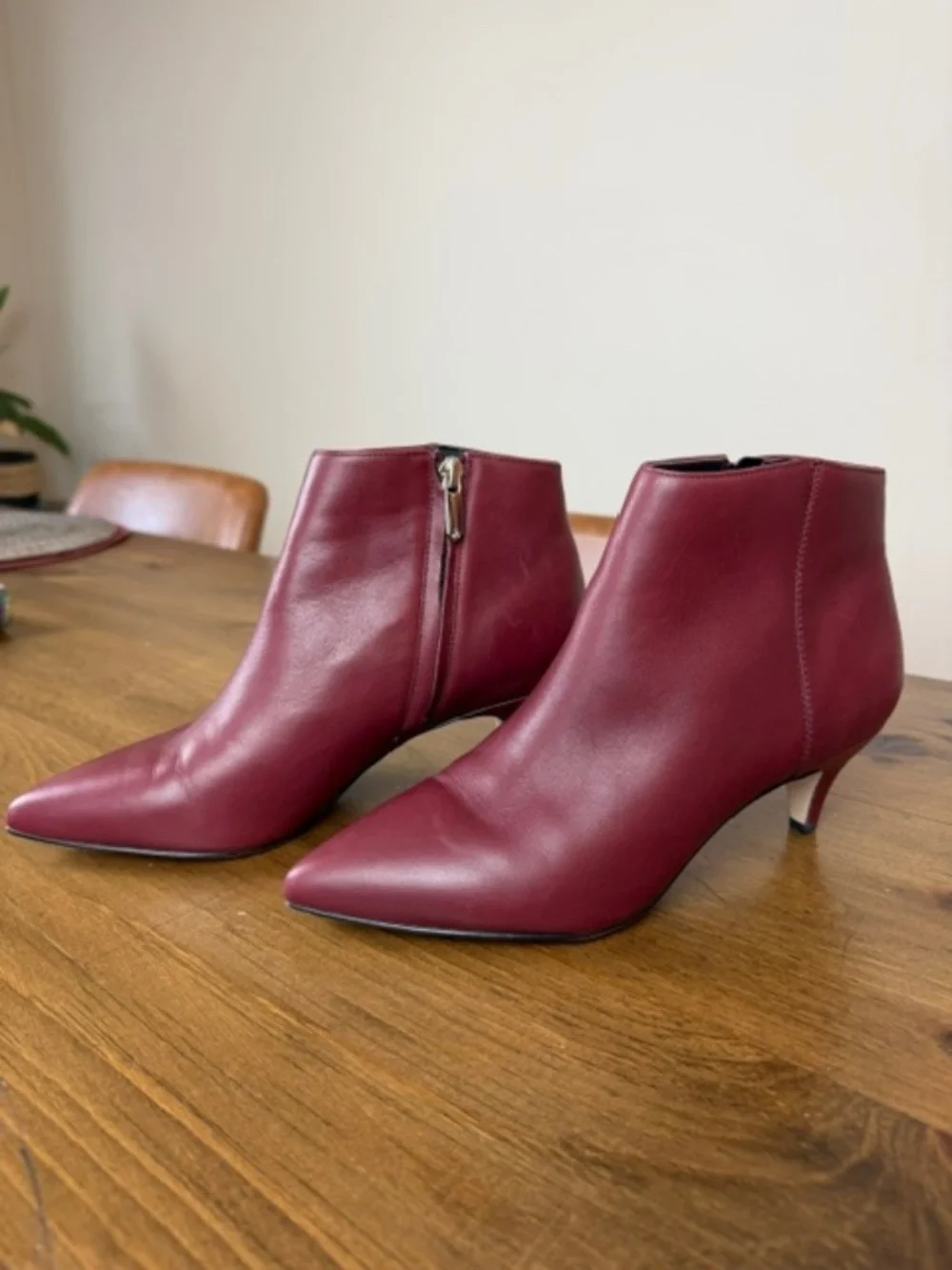 Sam Edelman Kinzey Burgundy Leather Pointed Toe Kitten Heel Booties Size 7M